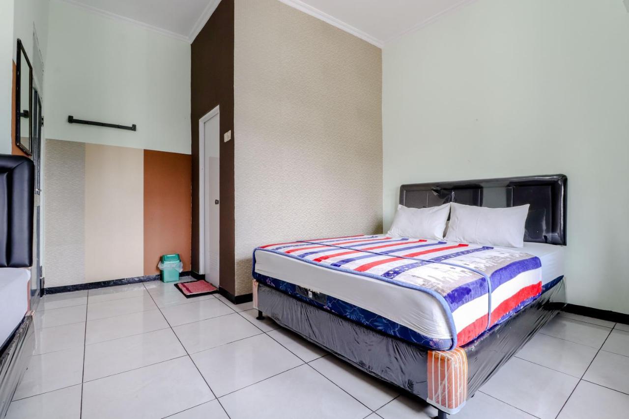 Hotel Bintang Malang Exterior photo