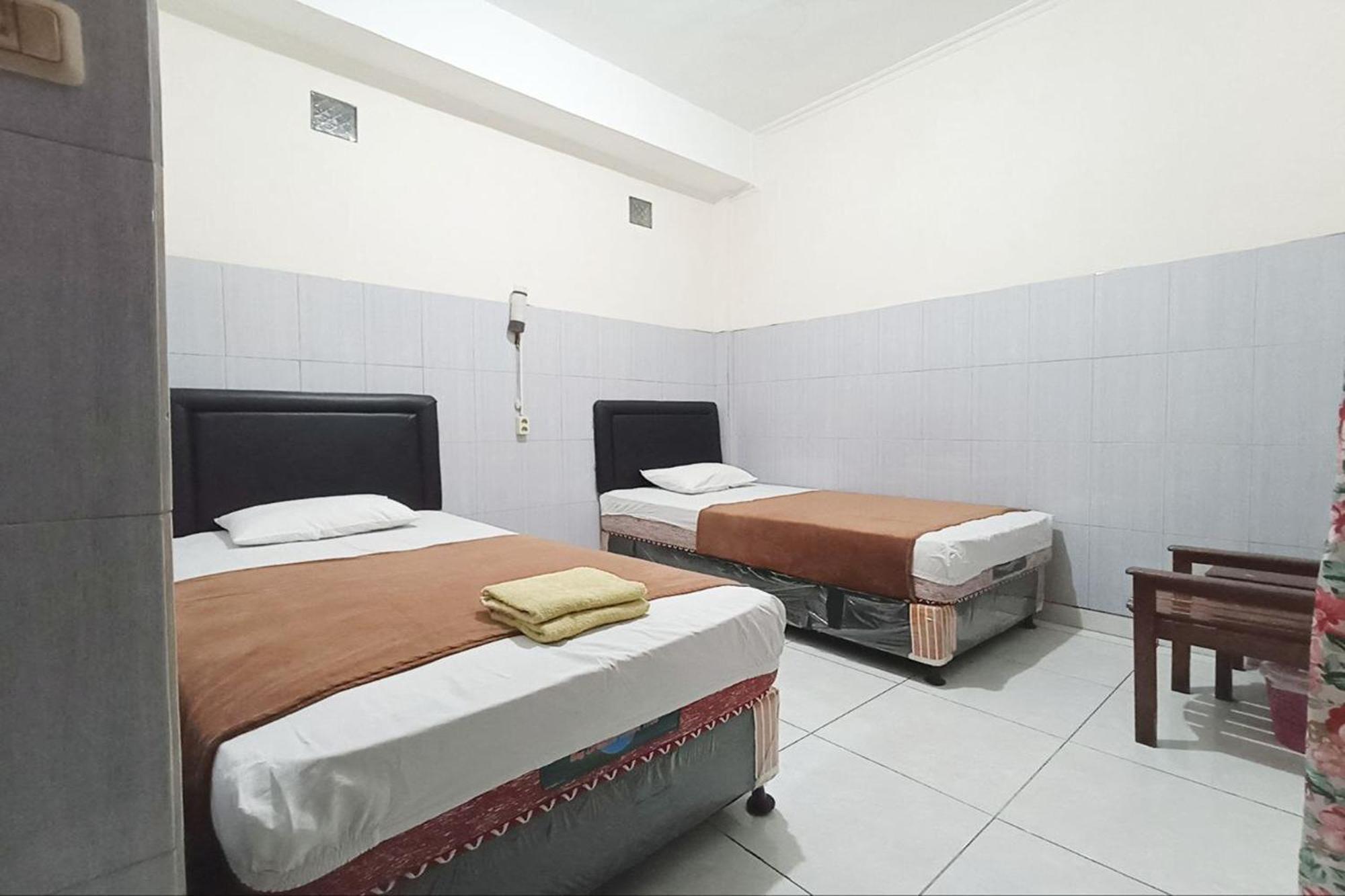 Hotel Bintang Malang Exterior photo